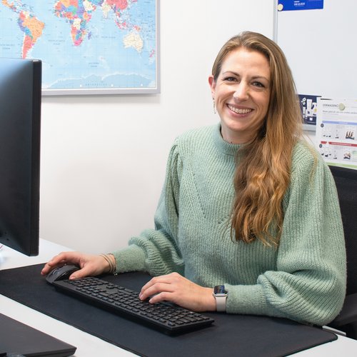 Astrid, Head of International Business Development bei DERMASENCE