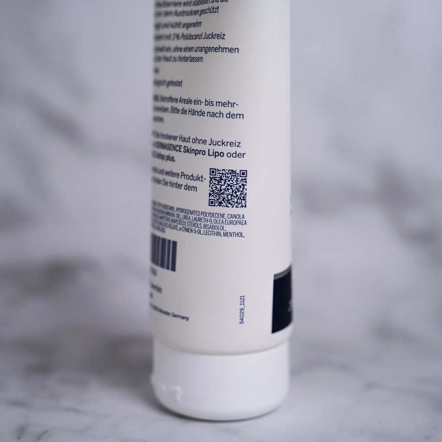 DERMASENCE Produkt mit QR-Code