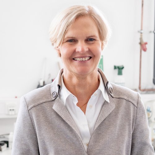 Birgit, Produktmanagerin bei DERMASENCE